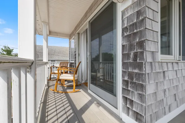 $3,400 | 176 Shore Road, Clinton, CT 06413