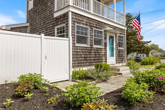 $3,400 | 176 Shore Road, Clinton, CT 06413