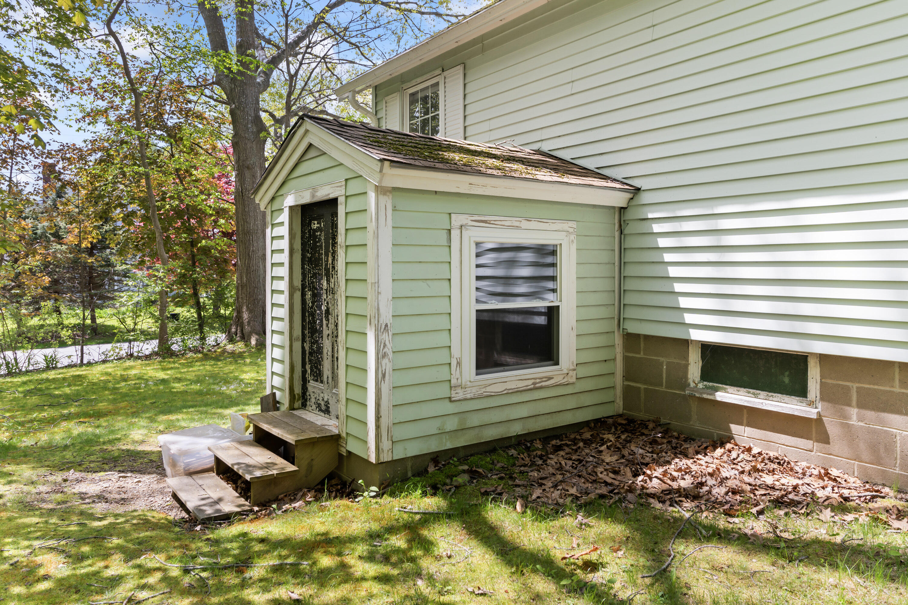 141 Leach Road Eliot, ME 03903 - Photo 15 of 42 141 Leach Rd_137