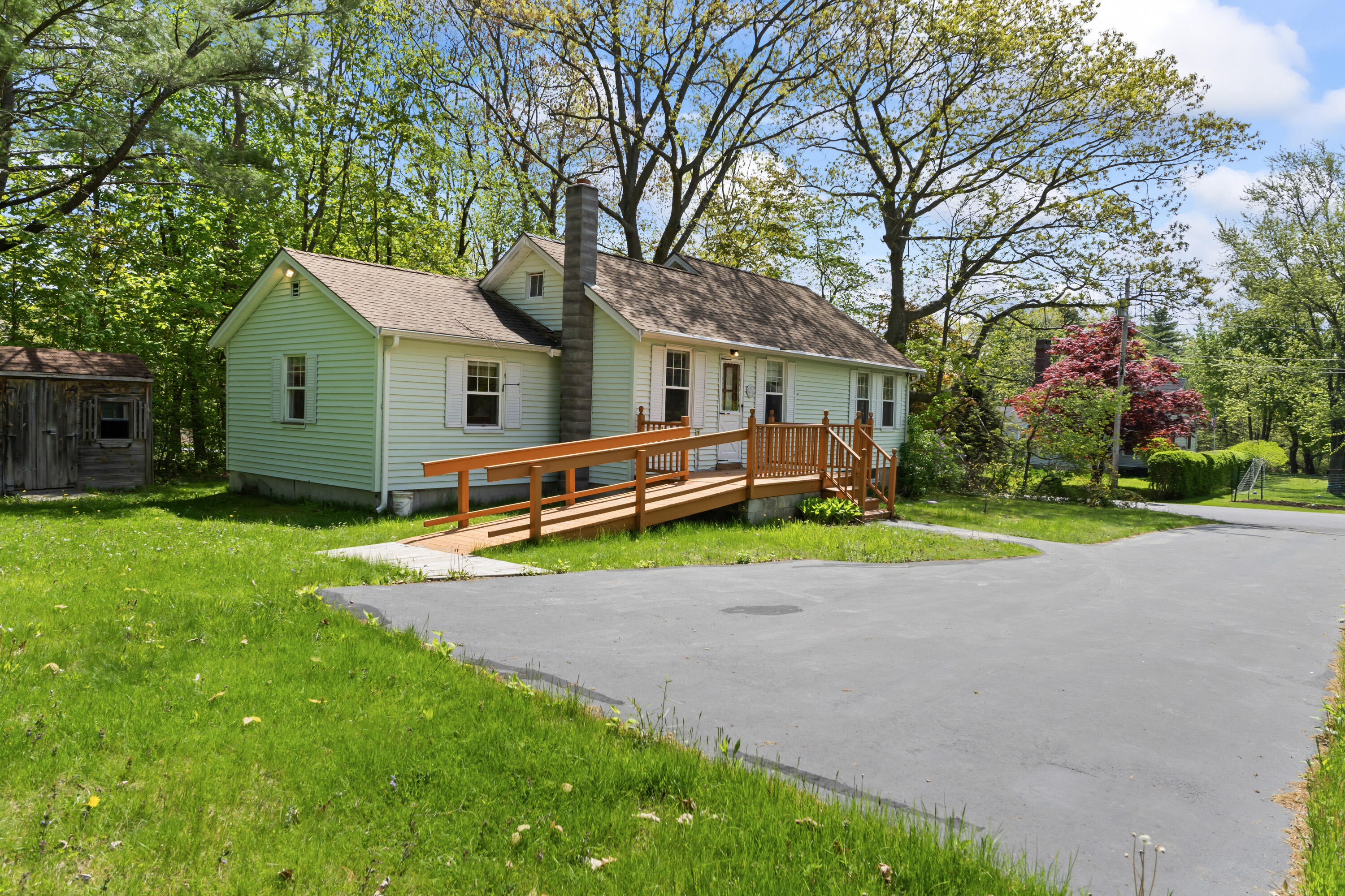 141 Leach Road Eliot, ME 03903 - Photo 19 of 42 141 Leach Rd_104