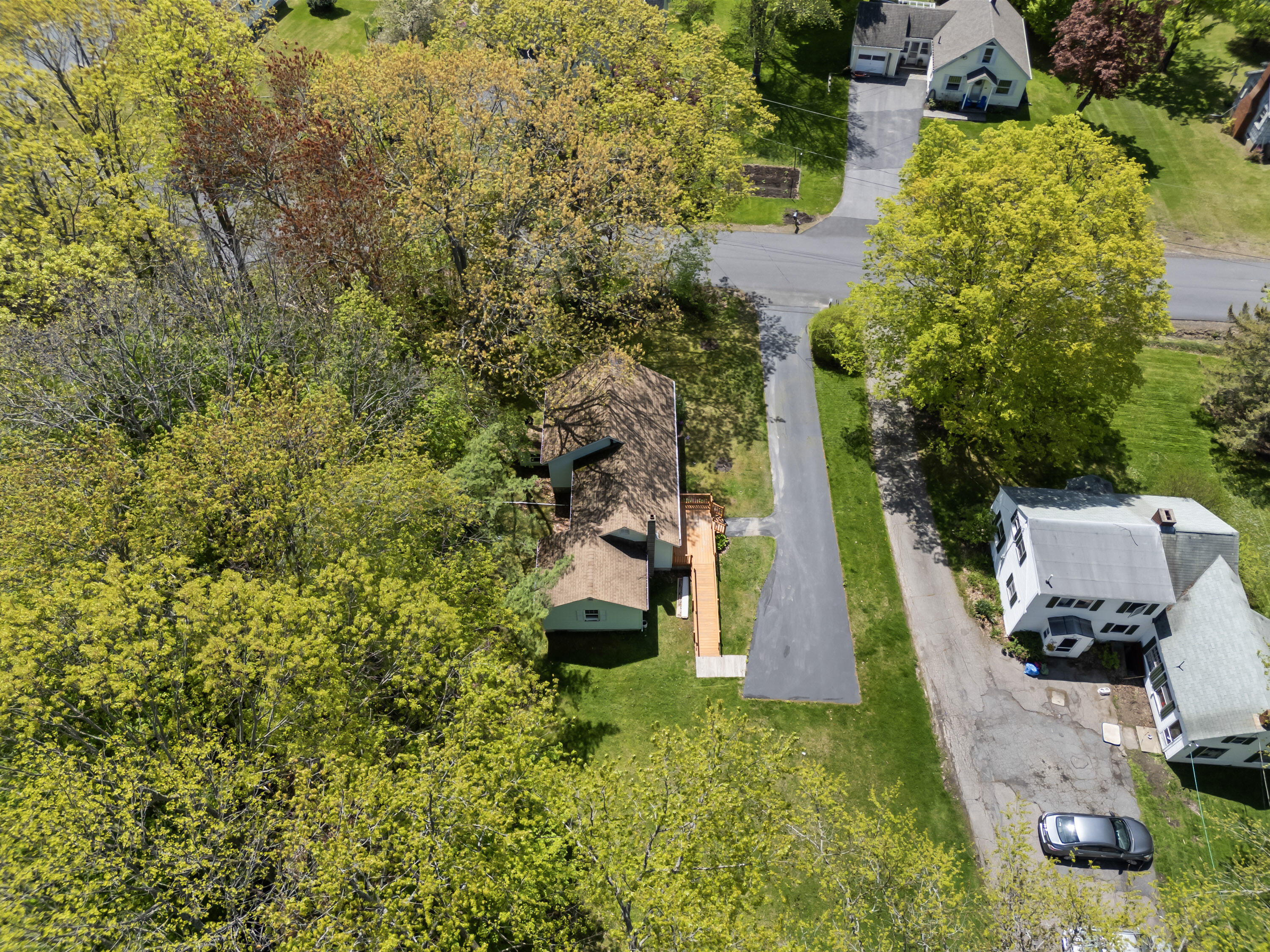 141 Leach Road Eliot, ME 03903 - Photo 9 of 42 141 Leach Rd_142