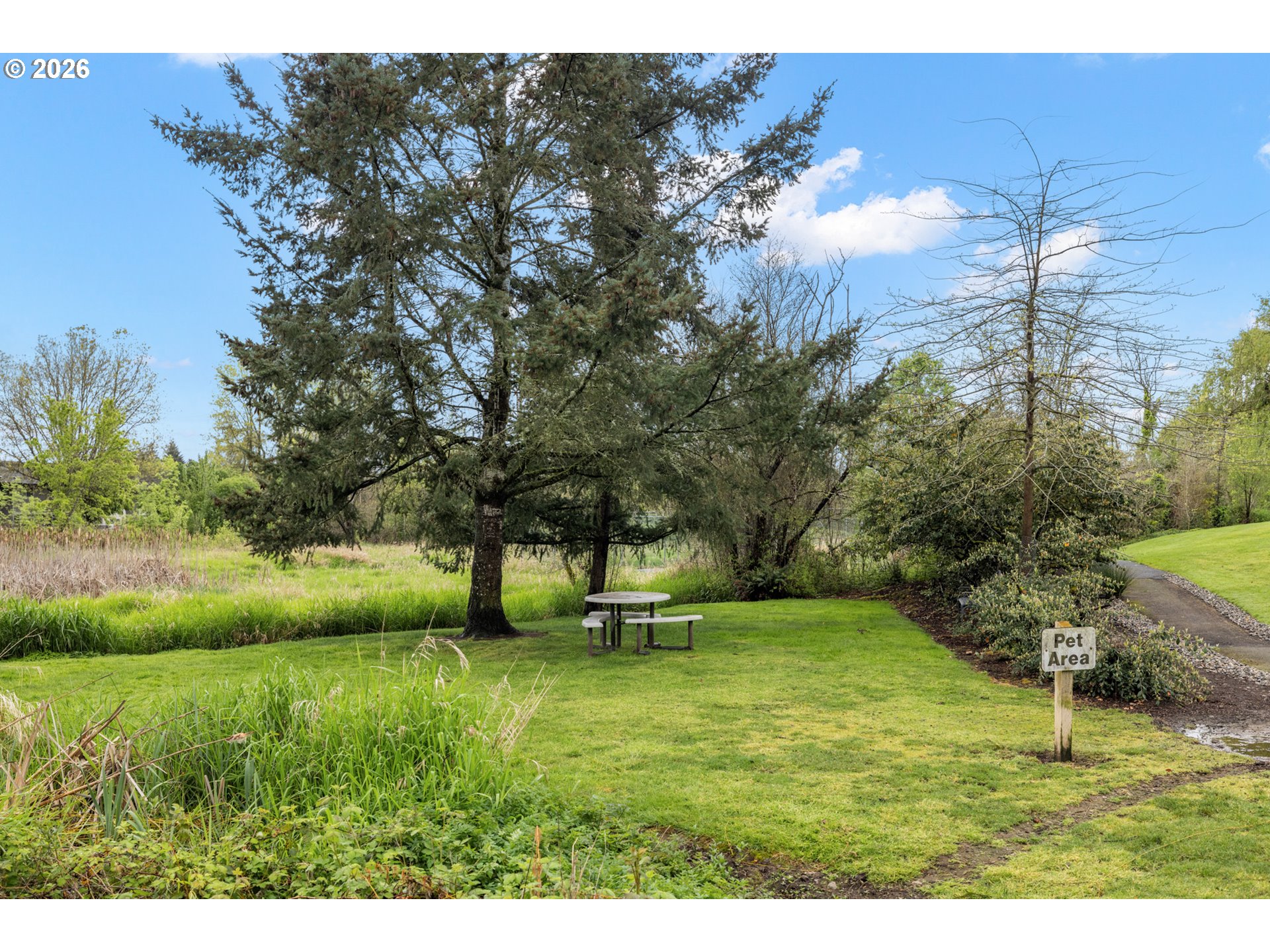 12608 Northwest Barnes Road, Unit 4 Portland, OR 97229 - Photo 25 of 37 Gallery Image 25