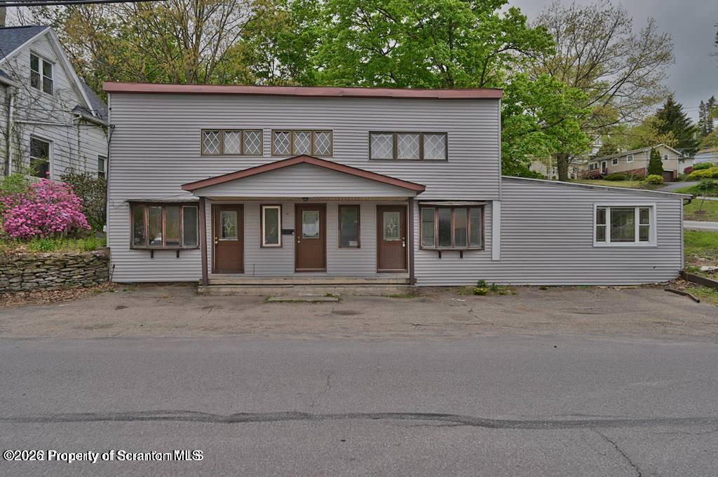 200 Center Street Clarks Summit, PA 18411 - Photo 2 of 24 20250122010949463710000000-o