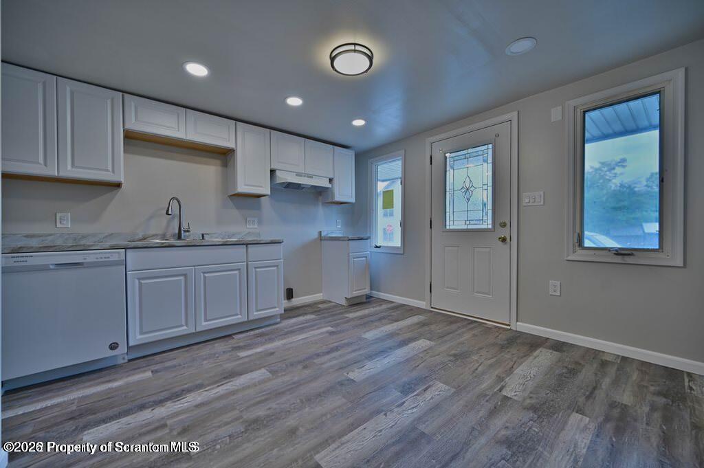 200 Center Street Clarks Summit, PA 18411 - Photo 3 of 24 20250121071721258325000000-o