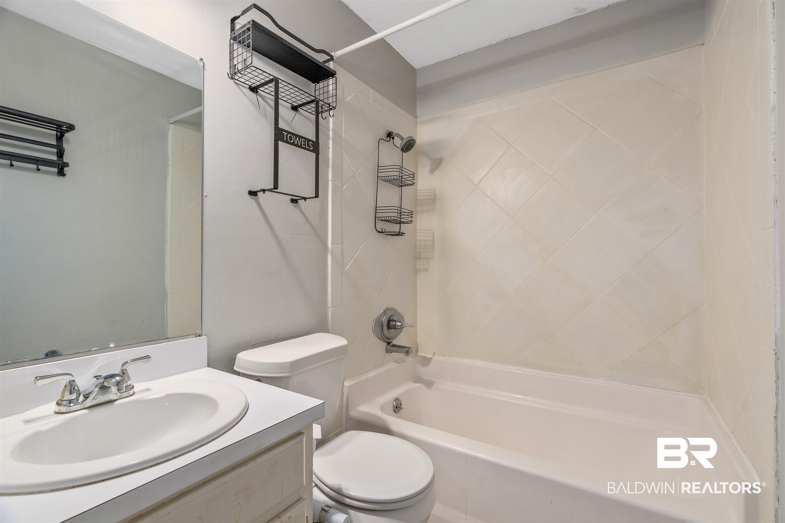 159 Montclair Loop Daphne, AL 36526 - Photo 12 of 18 Full bath with washtub / shower combination and vanity