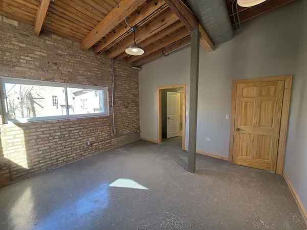 $3,200 | 1611 Simpson Street, Unit 3, Evanston, IL 60201