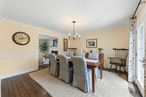 $749,900 | 2125 Timbertrails Road, Lisle, IL 60532