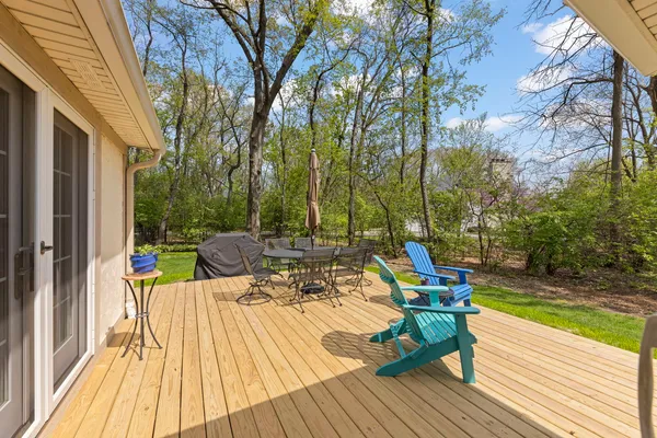 $749,900 | 2125 Timbertrails Road, Lisle, IL 60532