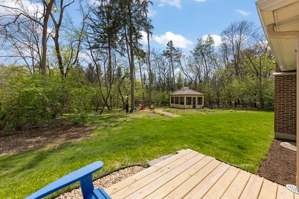 $749,900 | 2125 Timbertrails Road, Lisle, IL 60532