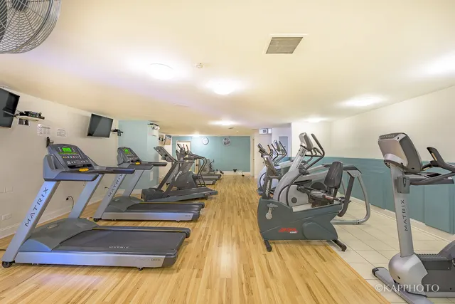 $179,000 | 3600 North Lake Shore Drive, Unit 1603, Chicago, IL 60613