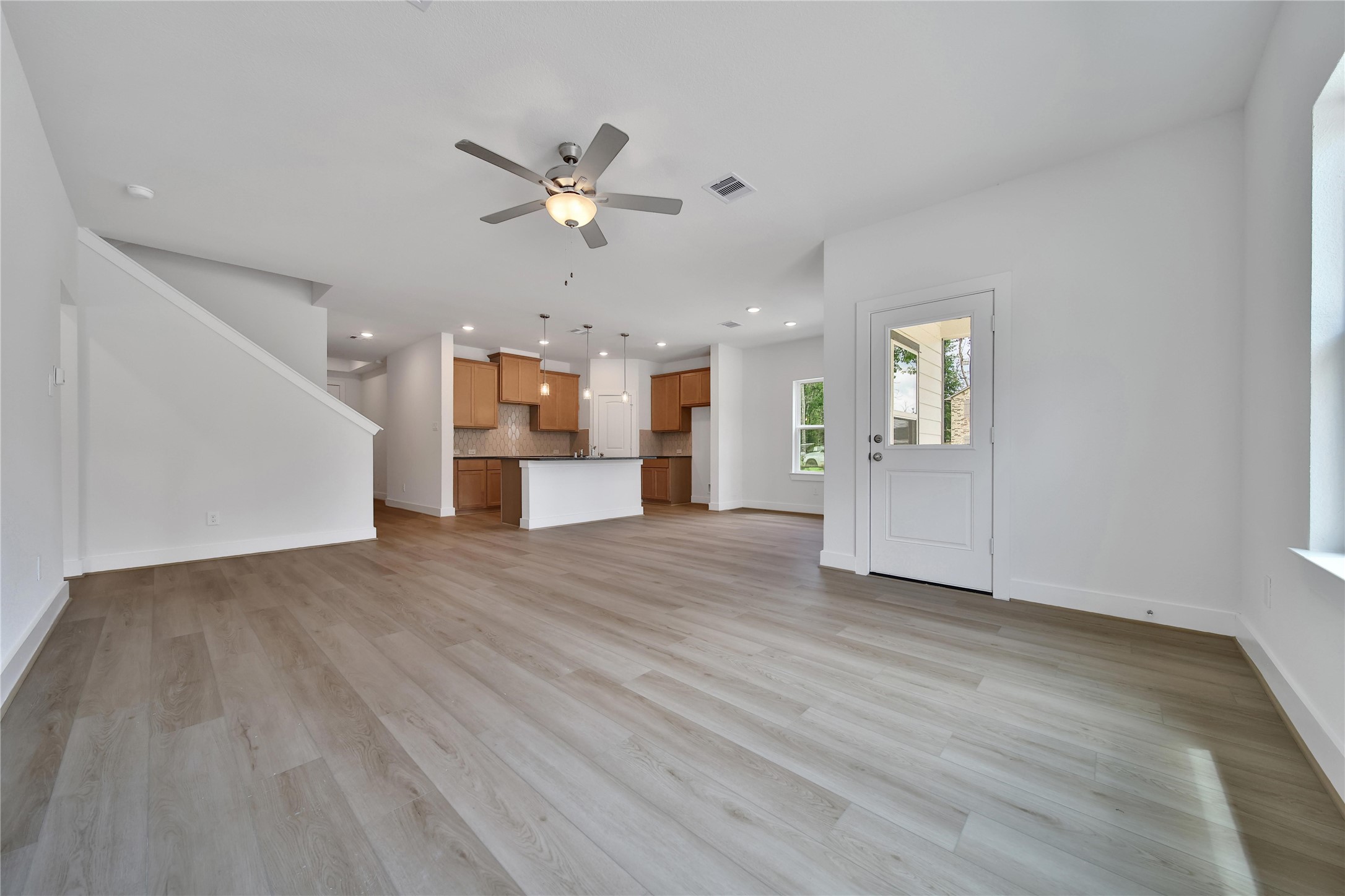 1003 Thor New Caney, TX 77357 - Photo 5 of 45