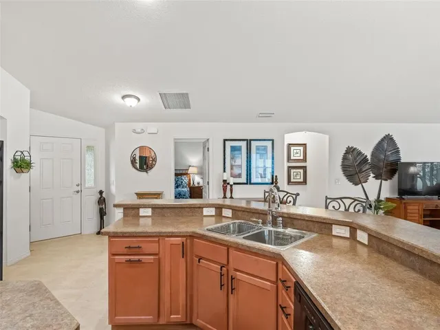 $579,000 | 3698 Robertson Way, The Villages, FL 32163