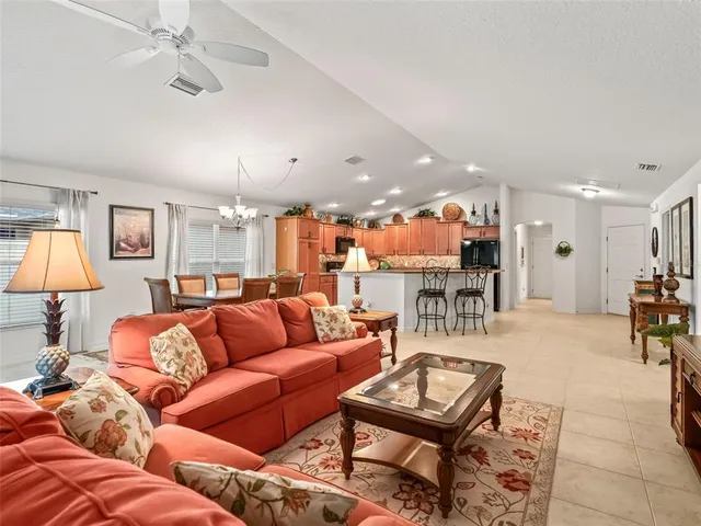 $579,000 | 3698 Robertson Way, The Villages, FL 32163