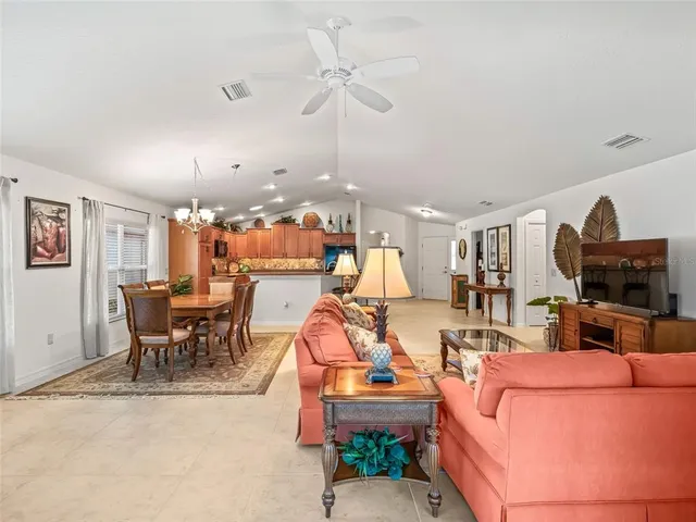 $579,000 | 3698 Robertson Way, The Villages, FL 32163