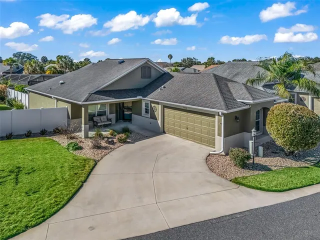 $579,000 | 3698 Robertson Way, The Villages, FL 32163