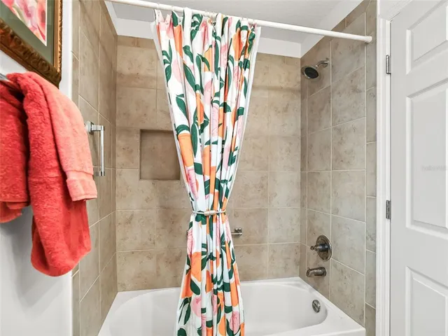 $579,000 | 3698 Robertson Way, The Villages, FL 32163