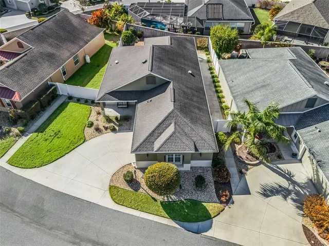 $579,000 | 3698 Robertson Way, The Villages, FL 32163