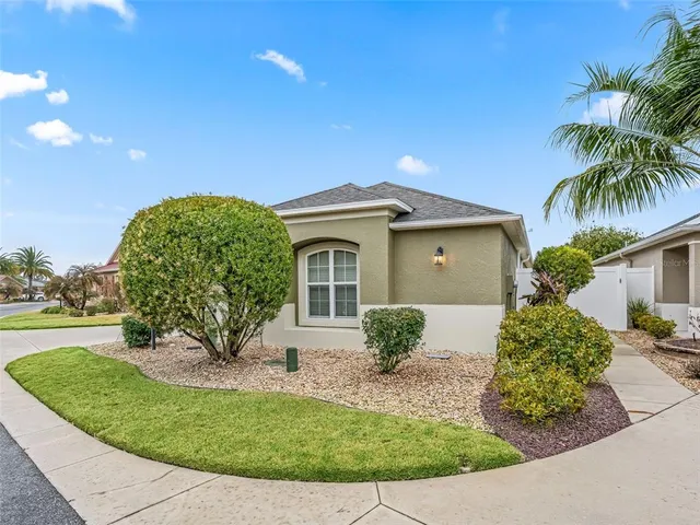 $579,000 | 3698 Robertson Way, The Villages, FL 32163