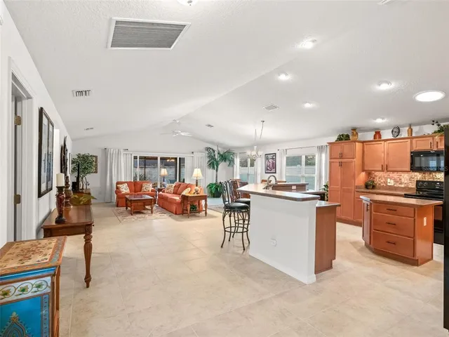 $579,000 | 3698 Robertson Way, The Villages, FL 32163