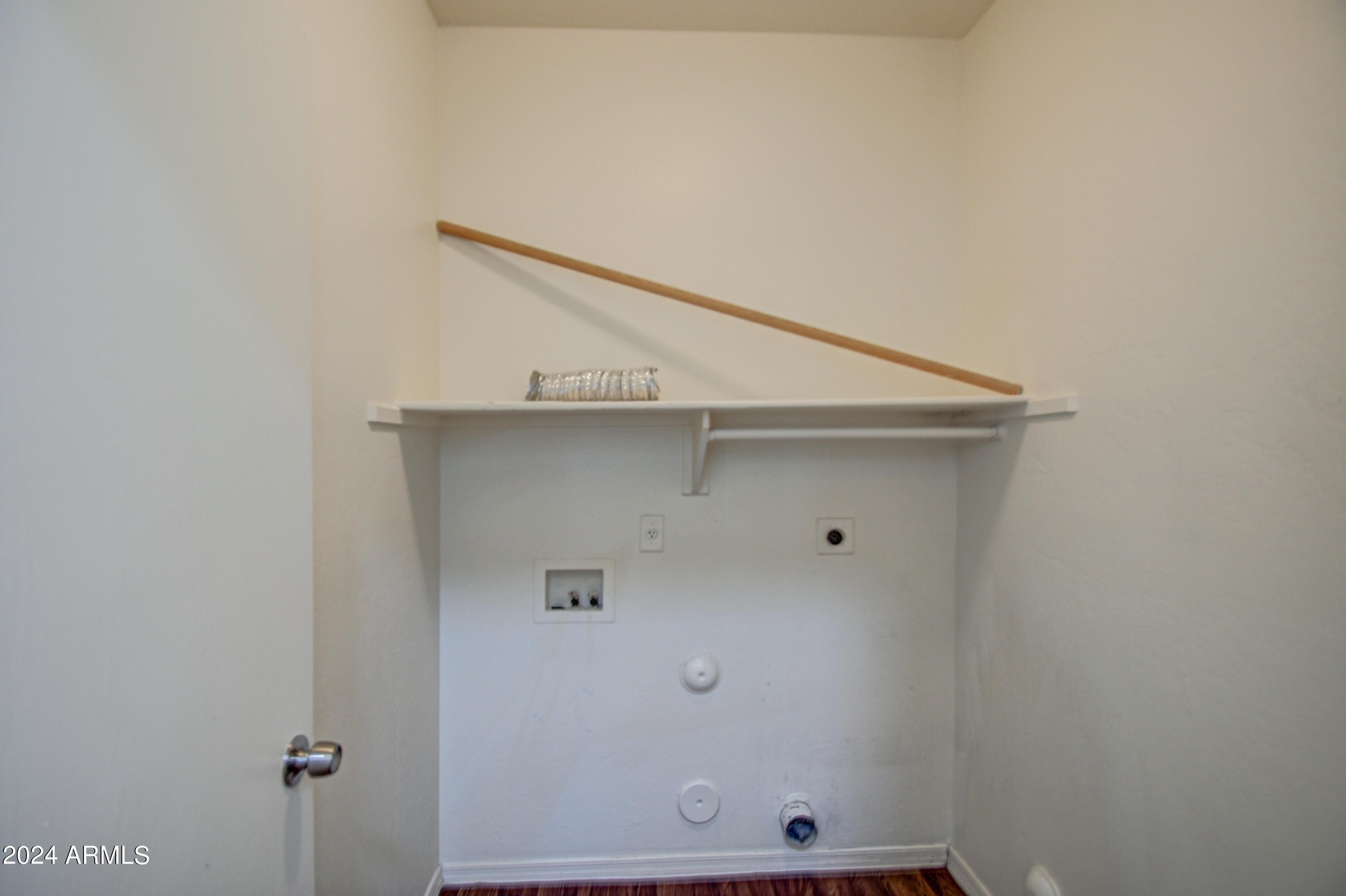 2494 East Del Rio Court Gilbert, AZ 85295 - Photo 22 of 25 Laundry