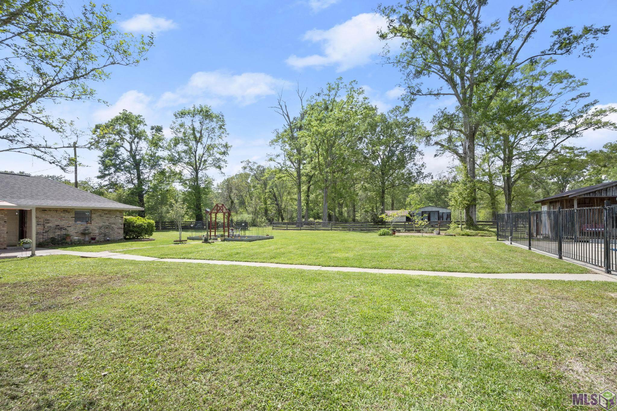 19625 Barnett Road Zachary, LA 70791 - Photo 13 of 26