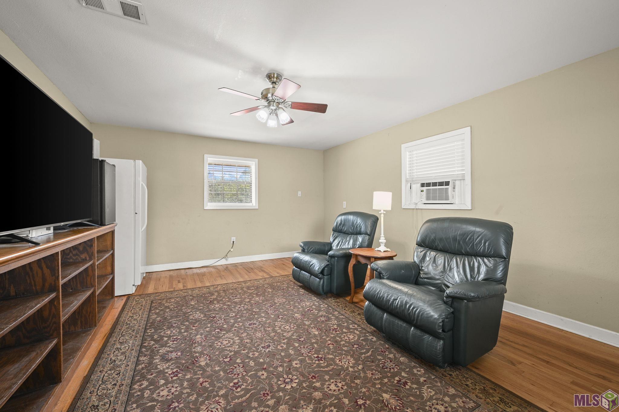 19625 Barnett Road Zachary, LA 70791 - Photo 2 of 26 Man Cave / Bonus Room