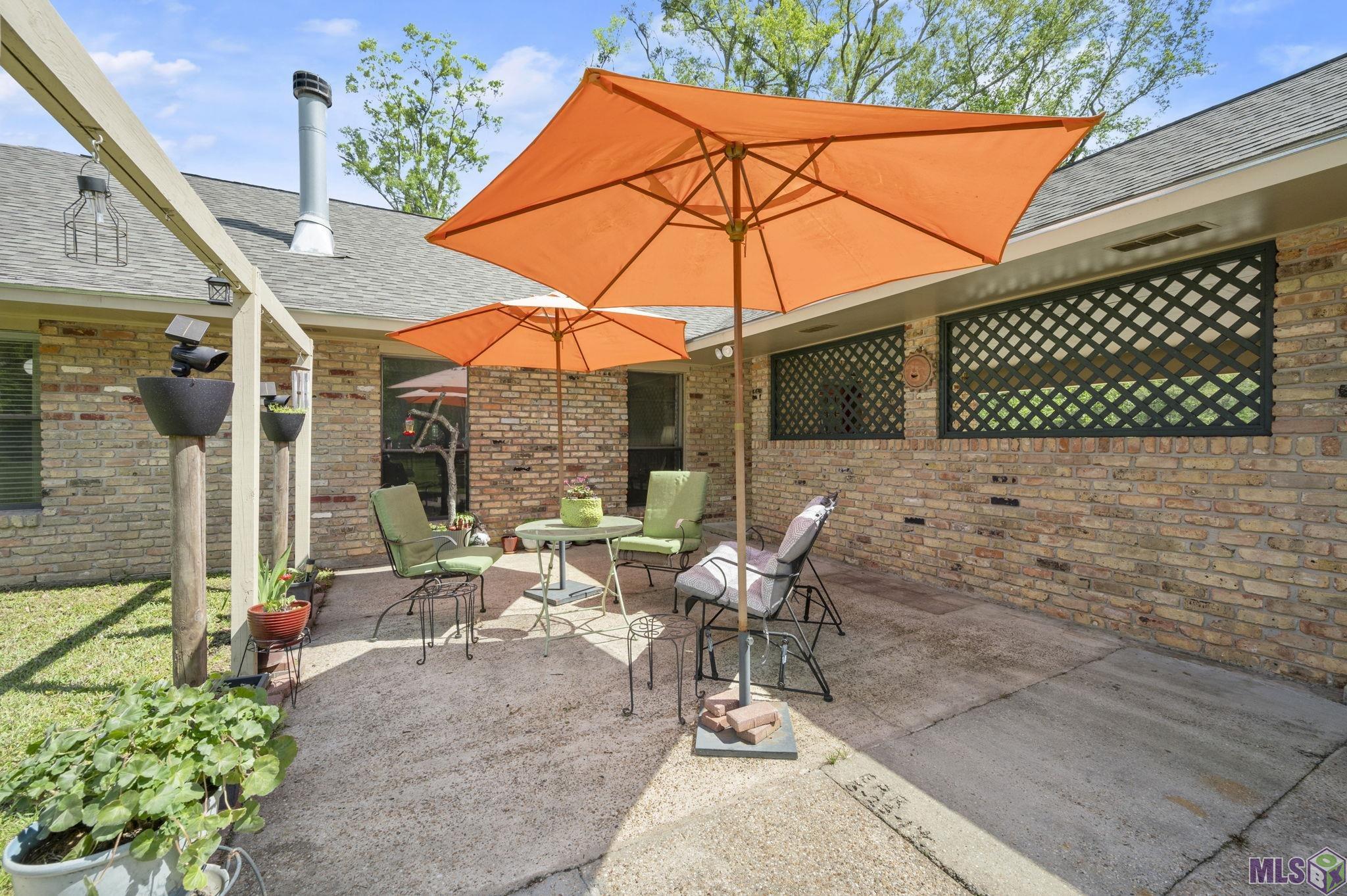 19625 Barnett Road Zachary, LA 70791 - Photo 3 of 26