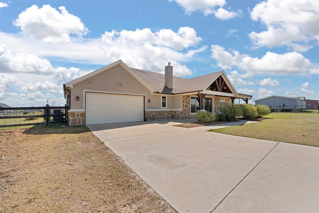6012 Berry Ridge Lane Joshua, TX 76058 - Photo 3 of 34