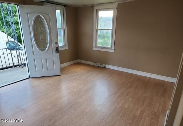 1626 Price Street Scranton, PA 18504 - Photo 5 of 42