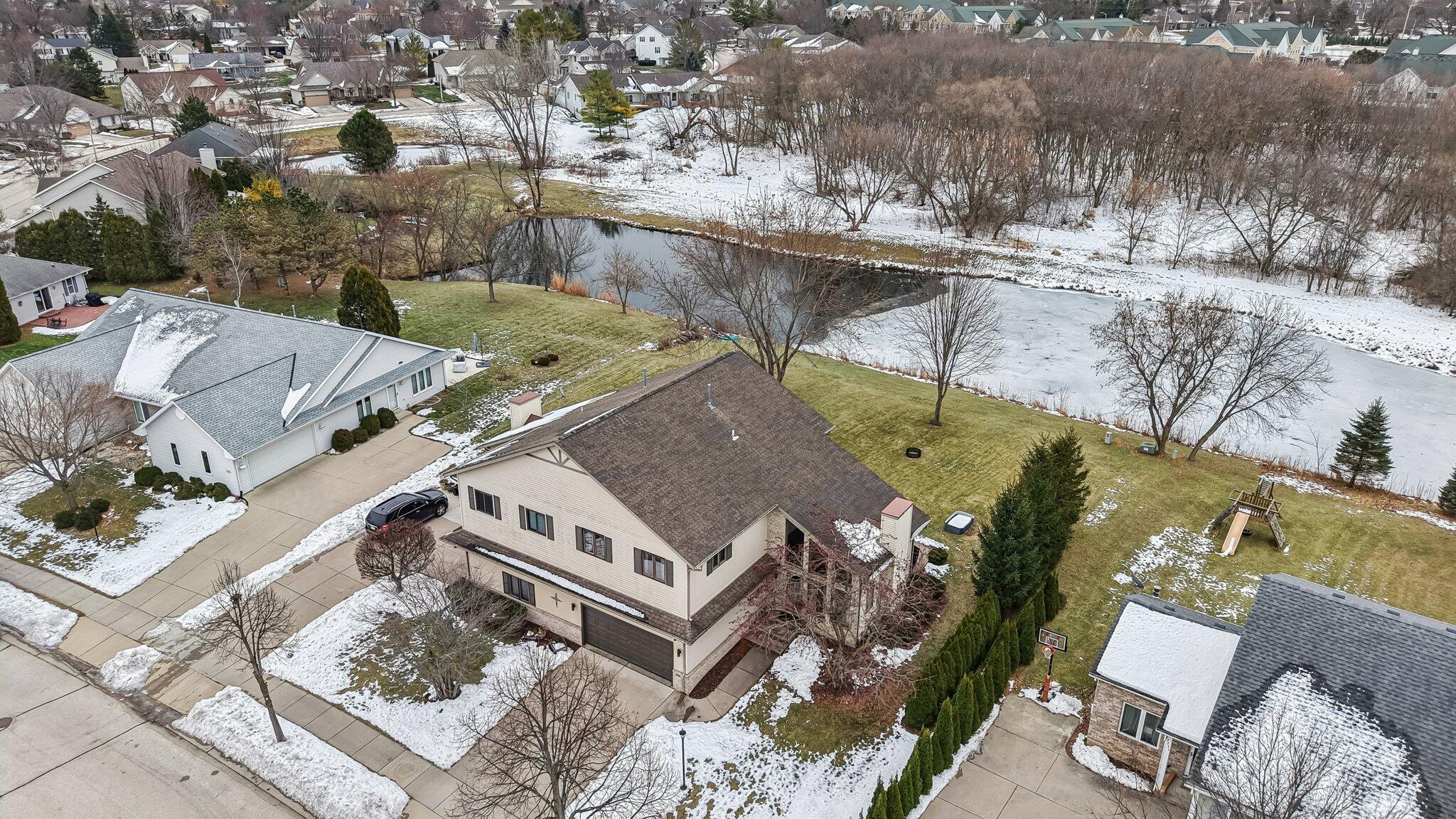 2245 Patrick Lane Waukesha, WI 53188 - Photo 51 of 55 62-web-or-mls-Patrick Ln-S2312-062