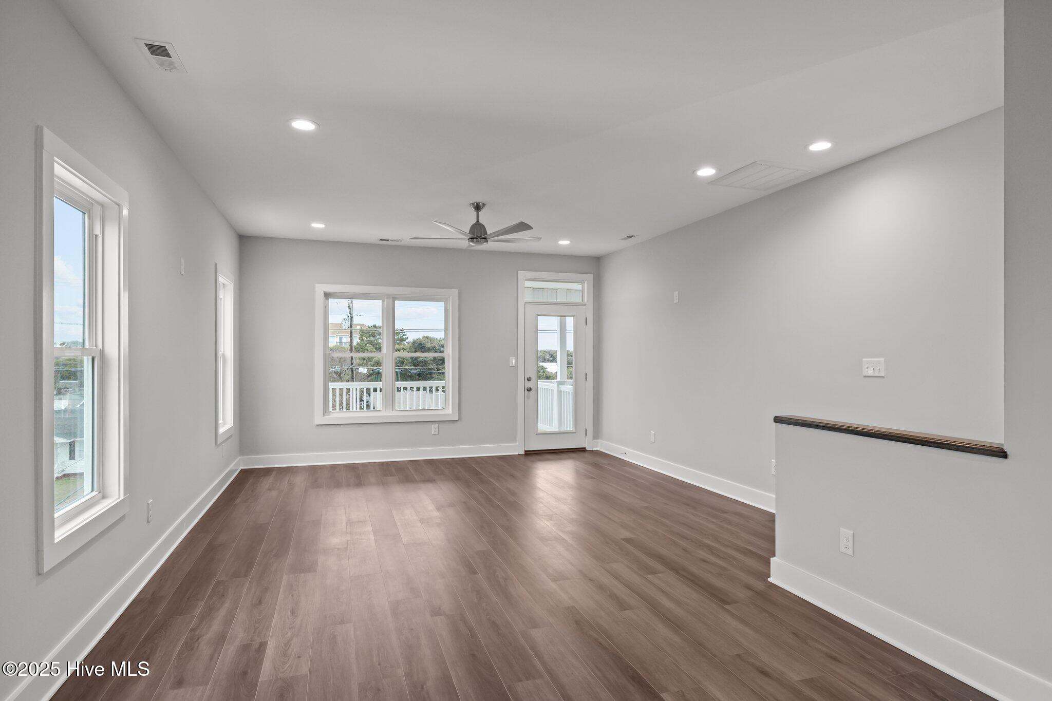 1374 Salter Path Road Atlantic Beach, NC 28512 - Photo 38 of 72 Living