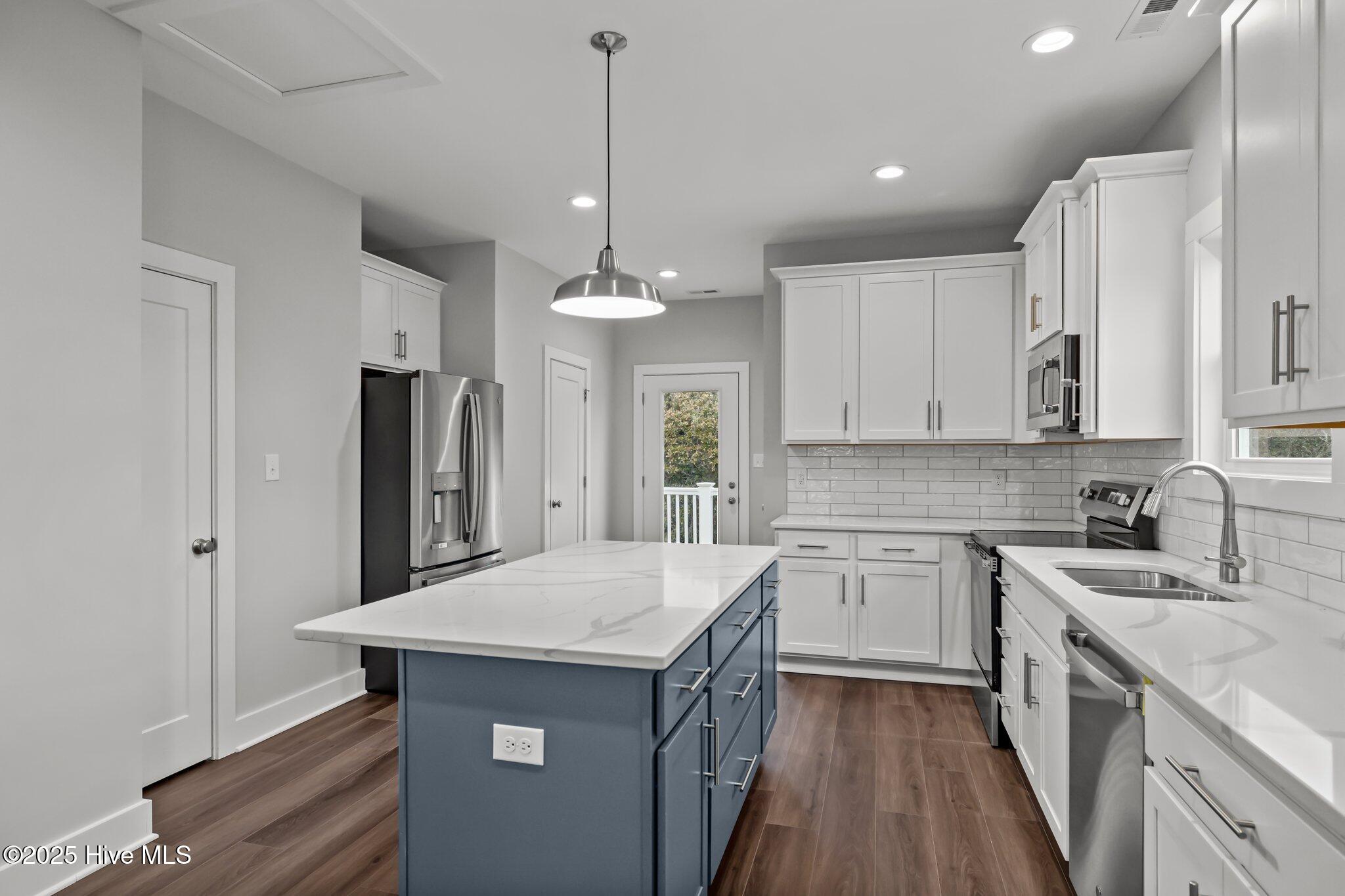 1374 Salter Path Road Atlantic Beach, NC 28512 - Photo 42 of 72 Kitchen