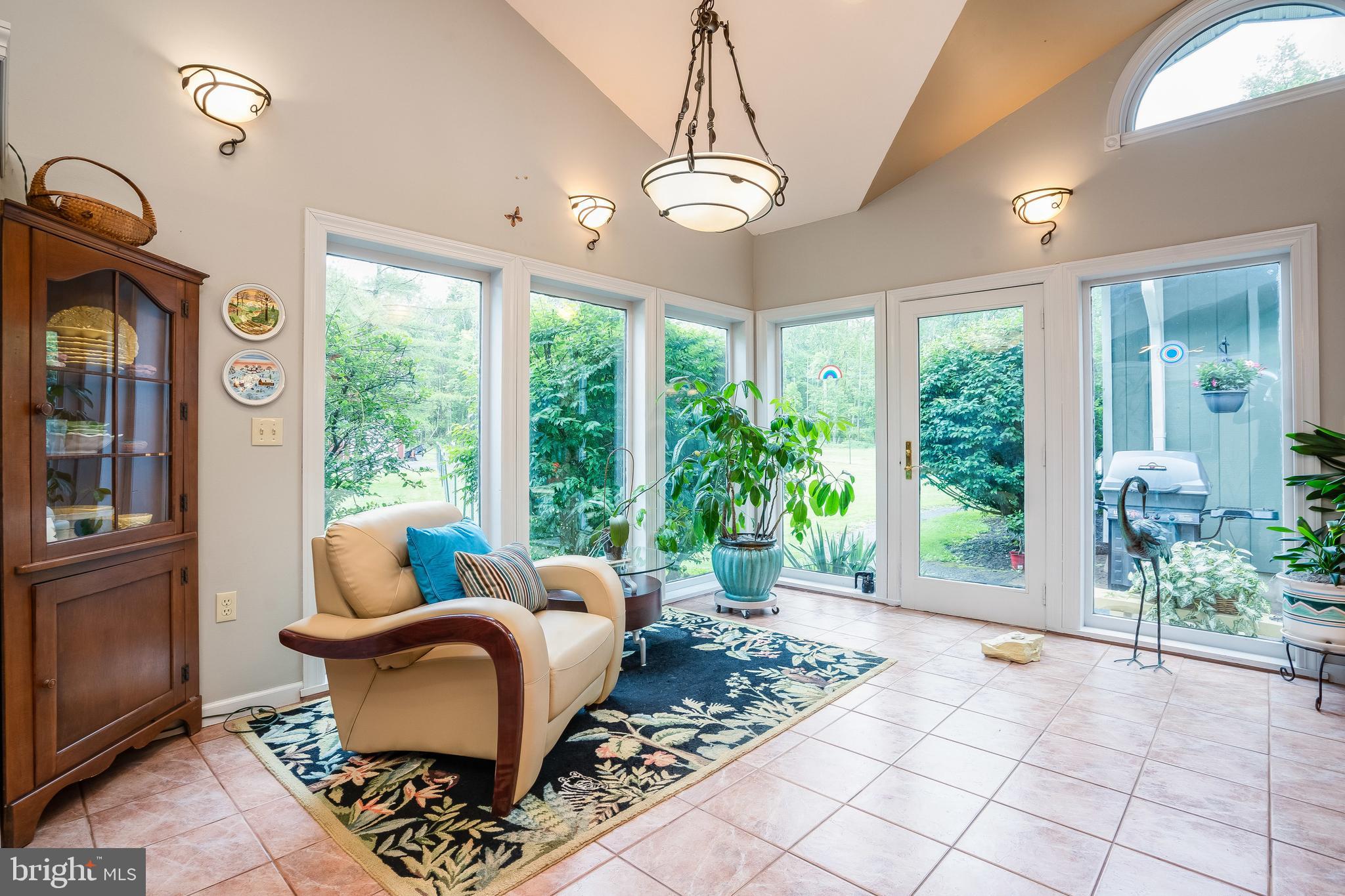 78 Pine Hill Road Stockton, NJ 08559 - Photo 5 of 37 Gallery Image 5