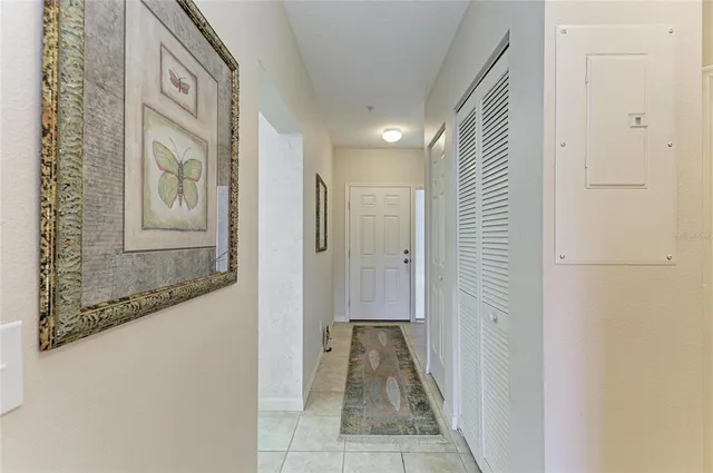 $250,000 | 416 Laurel Lake Drive, Unit 202, Venice, FL 34292