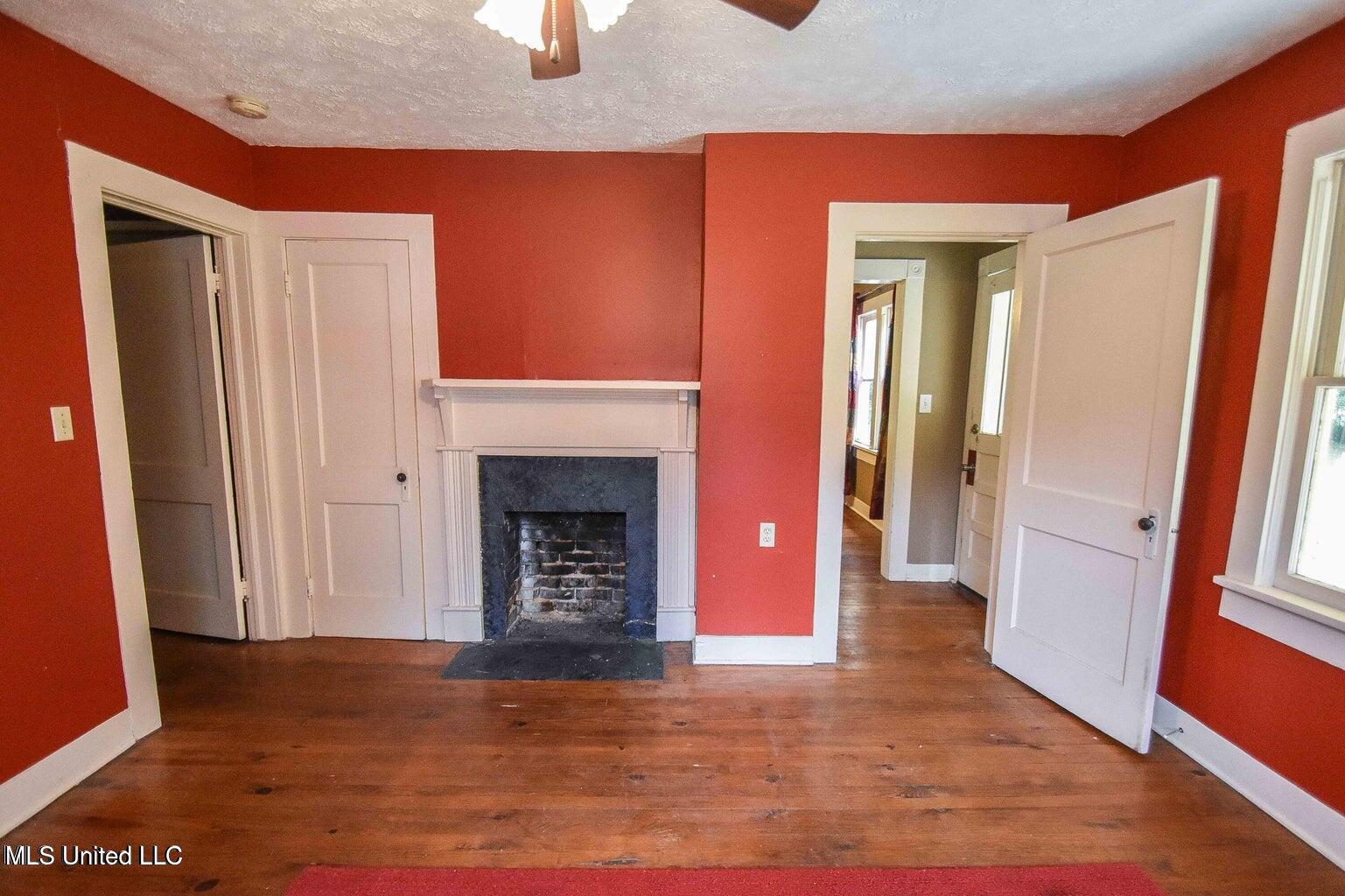 104 Overby Street Brandon, MS 39042 - Photo 15 of 16 20220104232509561298000000-o