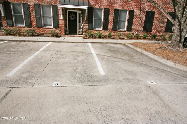 $1,675 | 6229 Wrightsville Avenue, Unit O, Wilmington, NC 28403