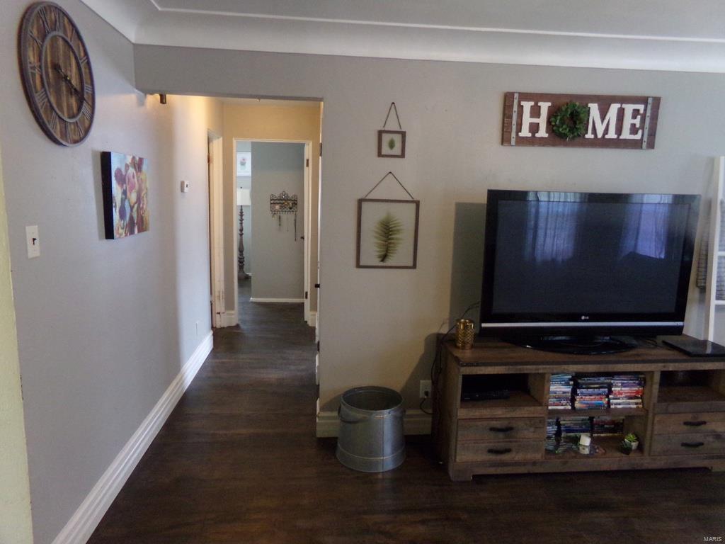 631 Royal Heights Road Belleville, IL 62226 - Photo 7 of 27 Gallery Image 7