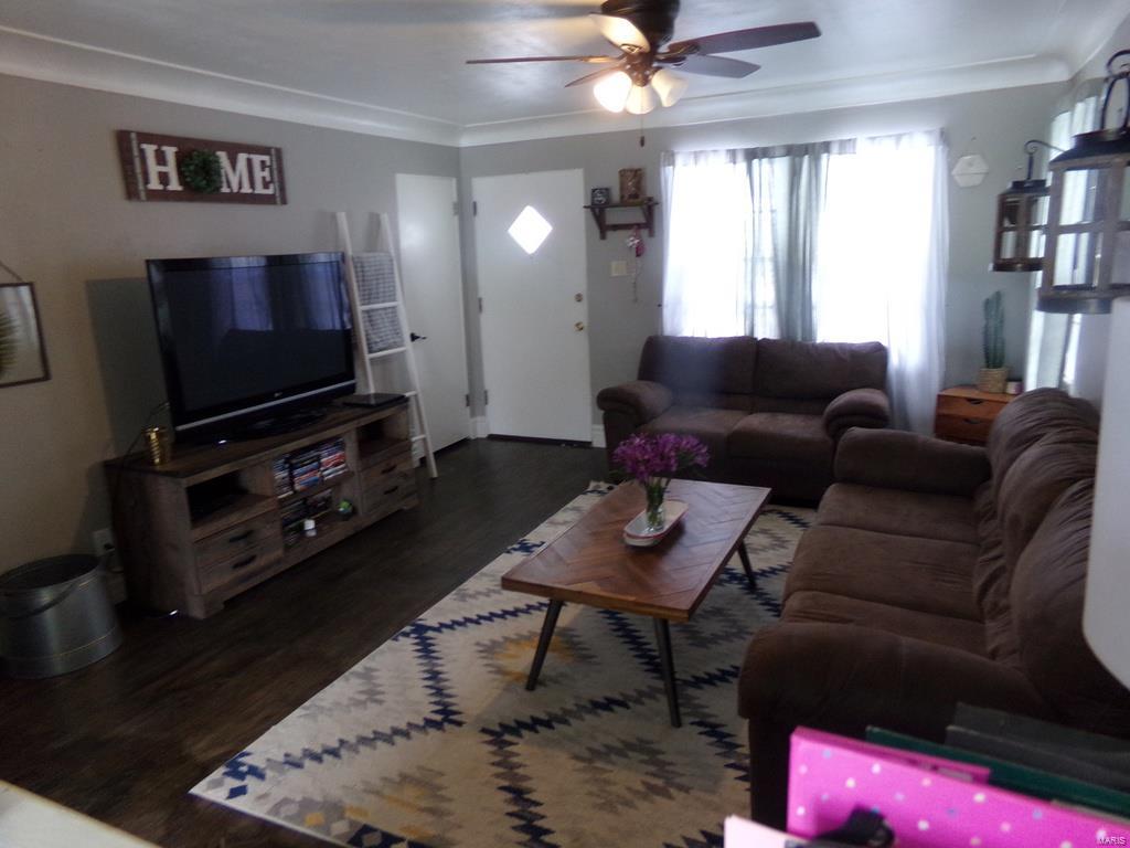 631 Royal Heights Road Belleville, IL 62226 - Photo 8 of 27 Gallery Image 8