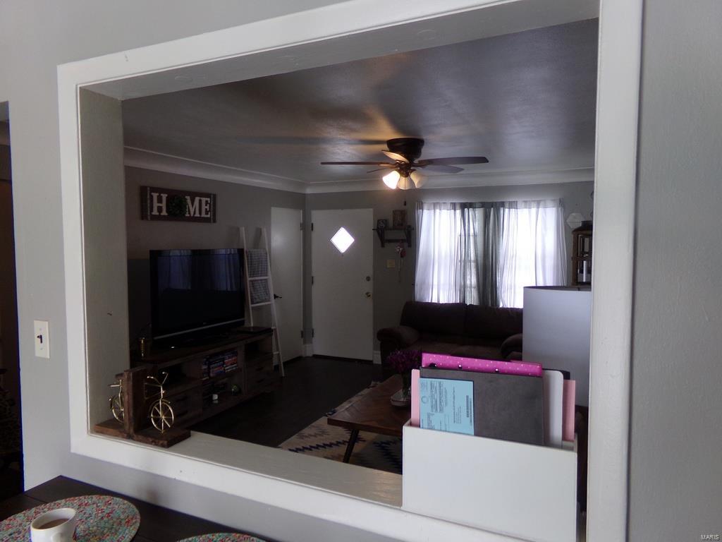 631 Royal Heights Road Belleville, IL 62226 - Photo 9 of 27 Gallery Image 9