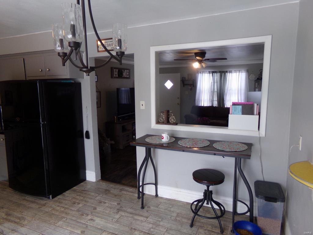 631 Royal Heights Road Belleville, IL 62226 - Photo 10 of 27 Gallery Image 10