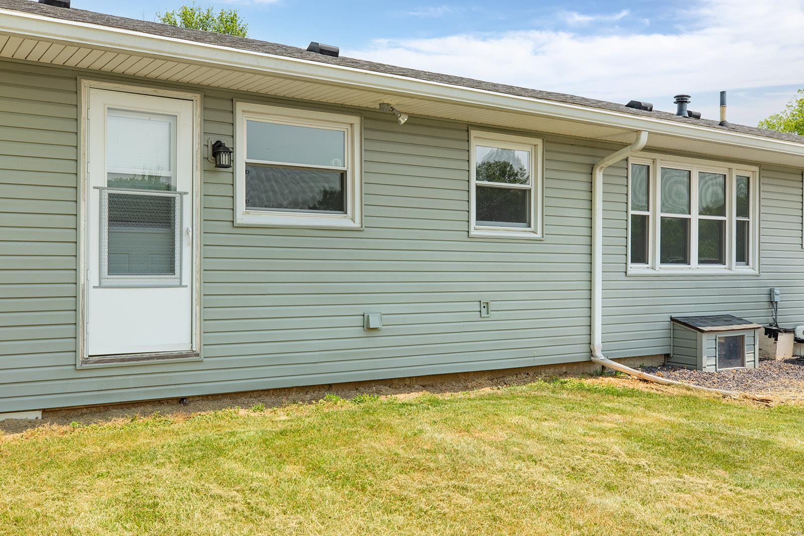4519 Shipman Cutoff Road Bunker Hill, IL 62014 - Photo 17 of 52 Gallery Image 17