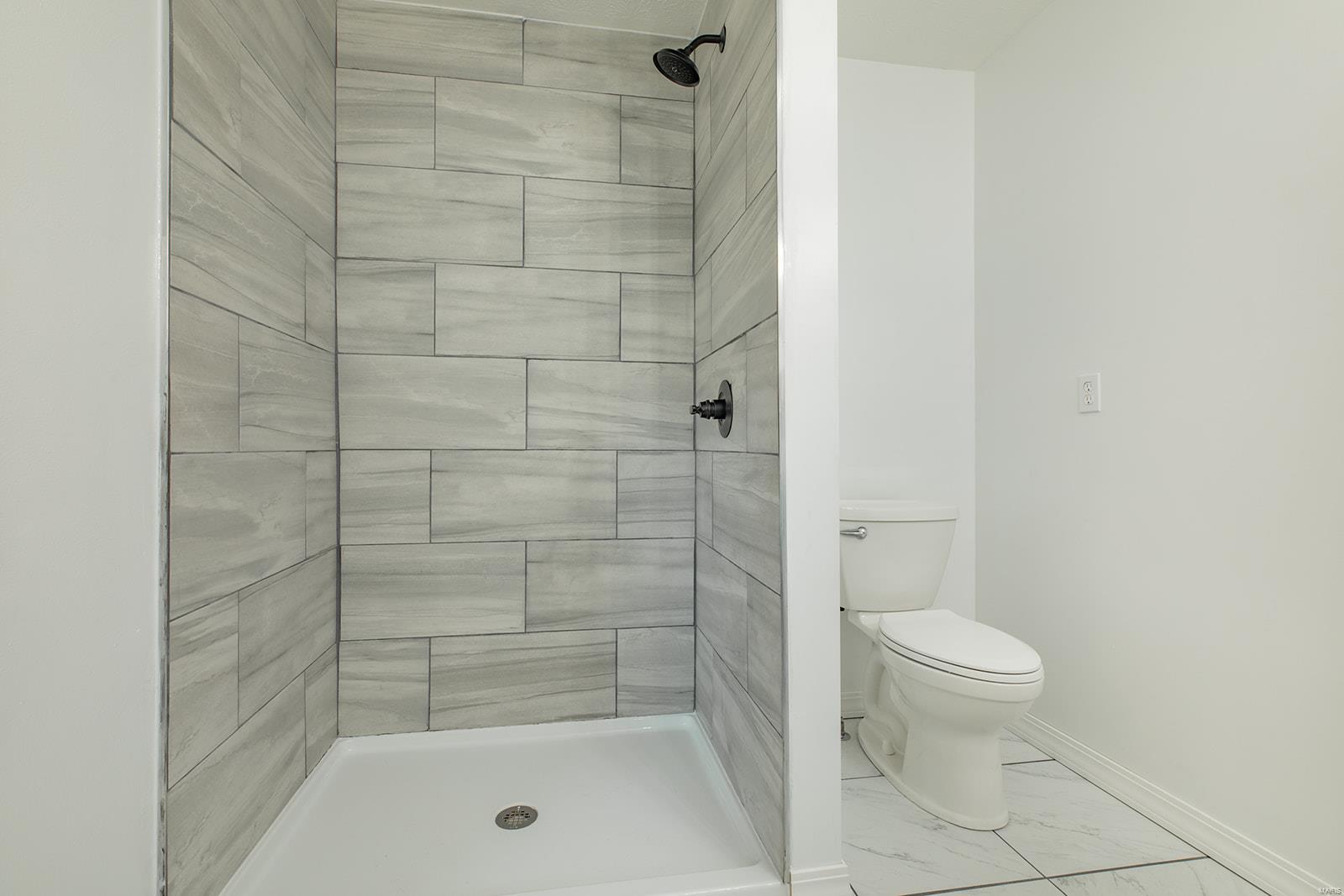 4519 Shipman Cutoff Road Bunker Hill, IL 62014 - Photo 34 of 52 Gallery Image 34