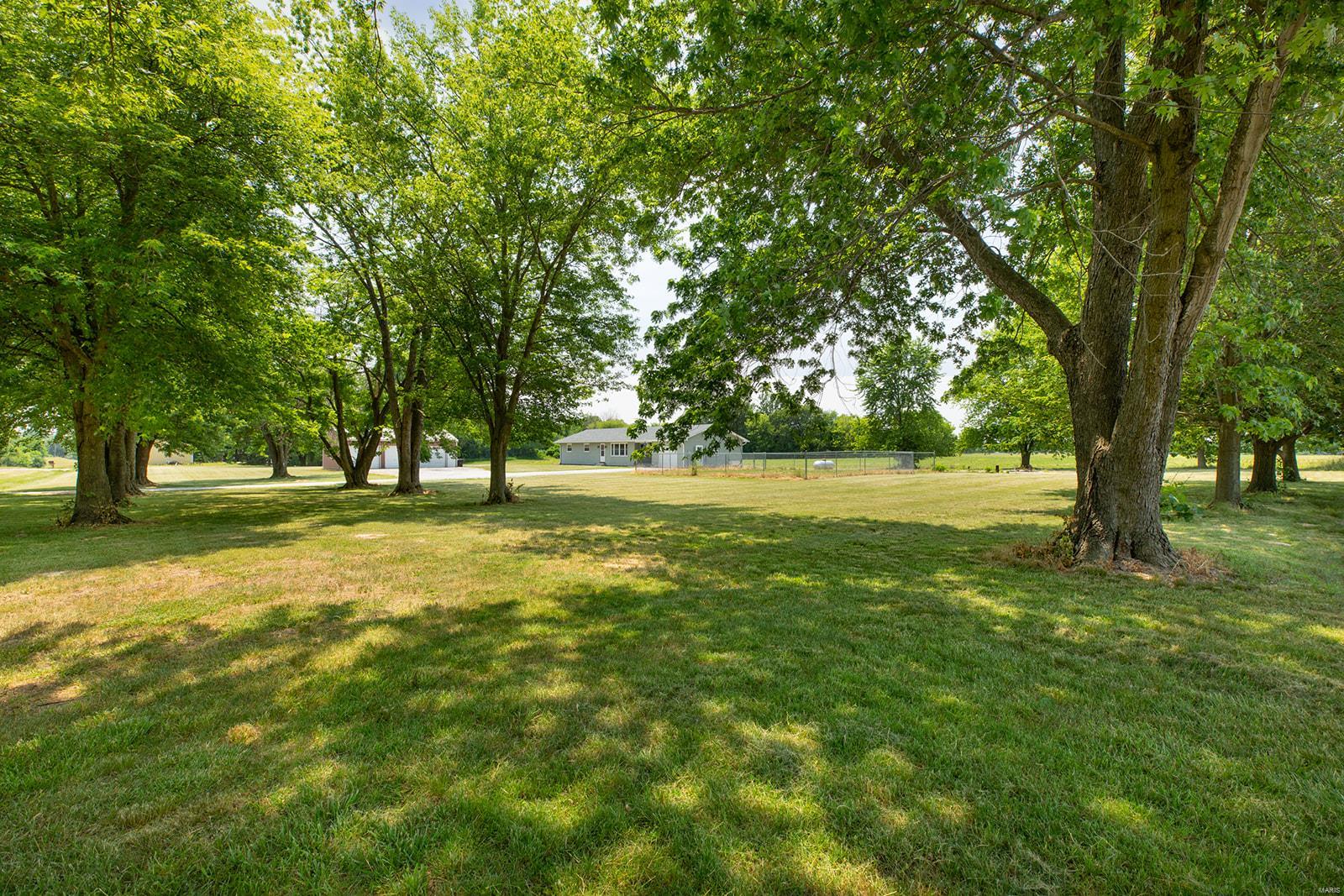 4519 Shipman Cutoff Road Bunker Hill, IL 62014 - Photo 5 of 52 Gallery Image 5