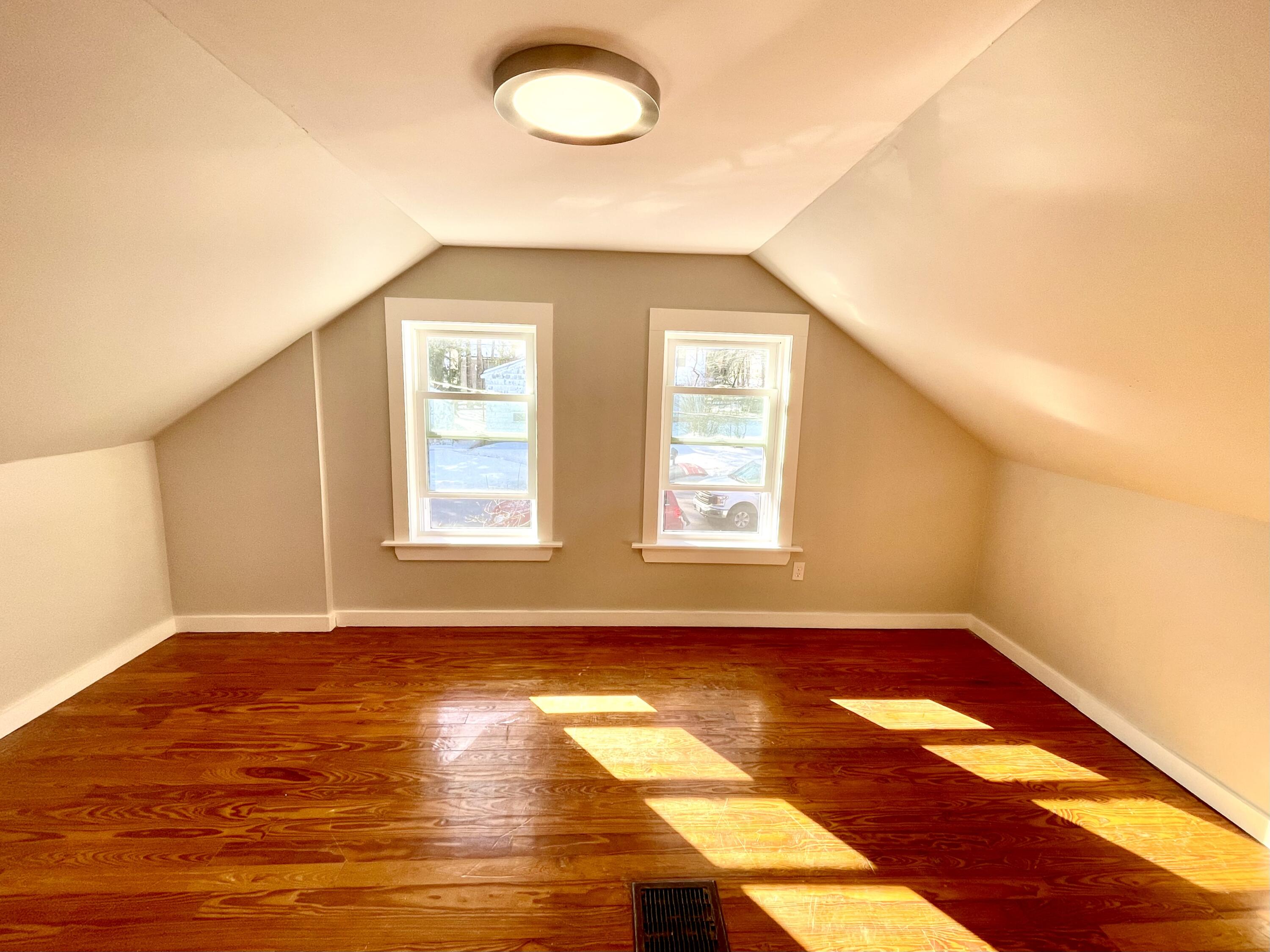 69 Middle Road Falmouth, ME 04105 - Photo 10 of 12 IMG_4561