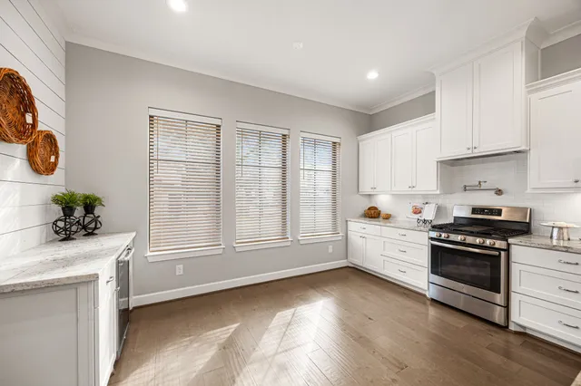 $595,000 | 2307 Langston Street, Houston, TX 77007