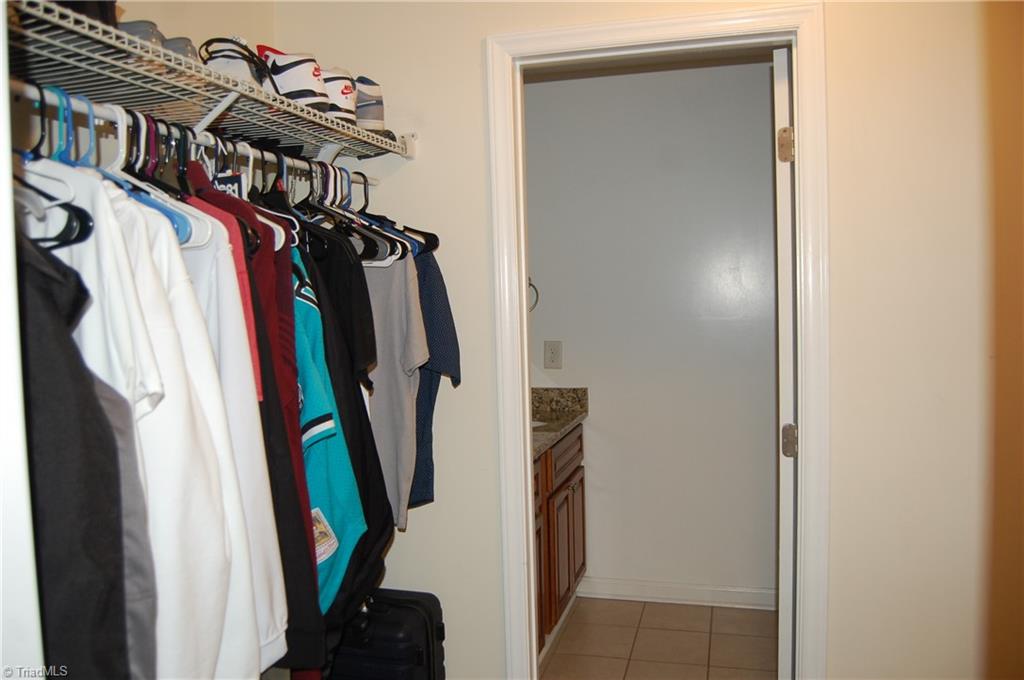 120 Oak Summit Road Winston-Salem, NC 27105 - Photo 16 of 29 Primary closet