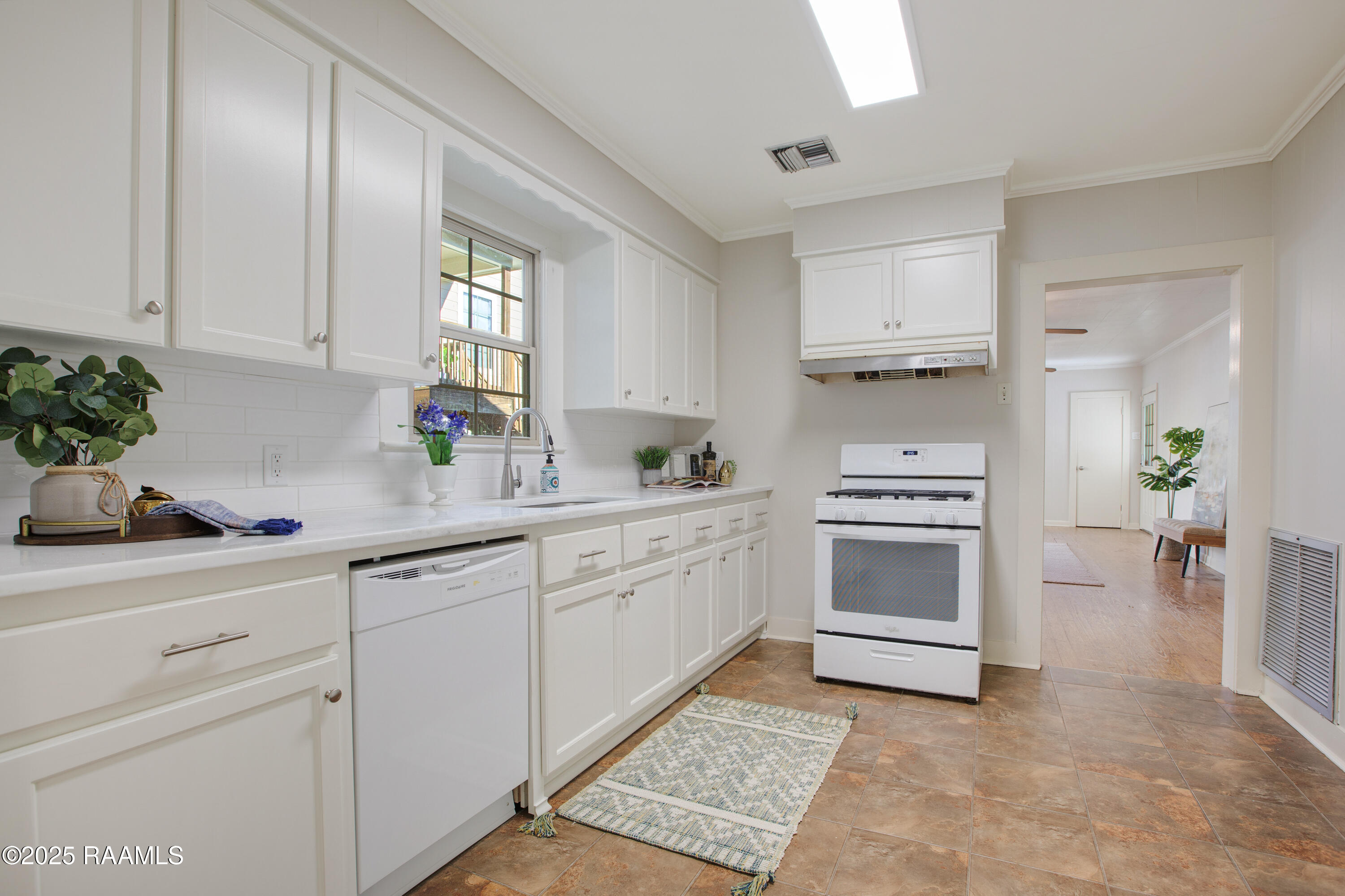 509 St Patrick Street Lafayette, LA 70506 - Photo 8 of 17 509 St Patrick-5