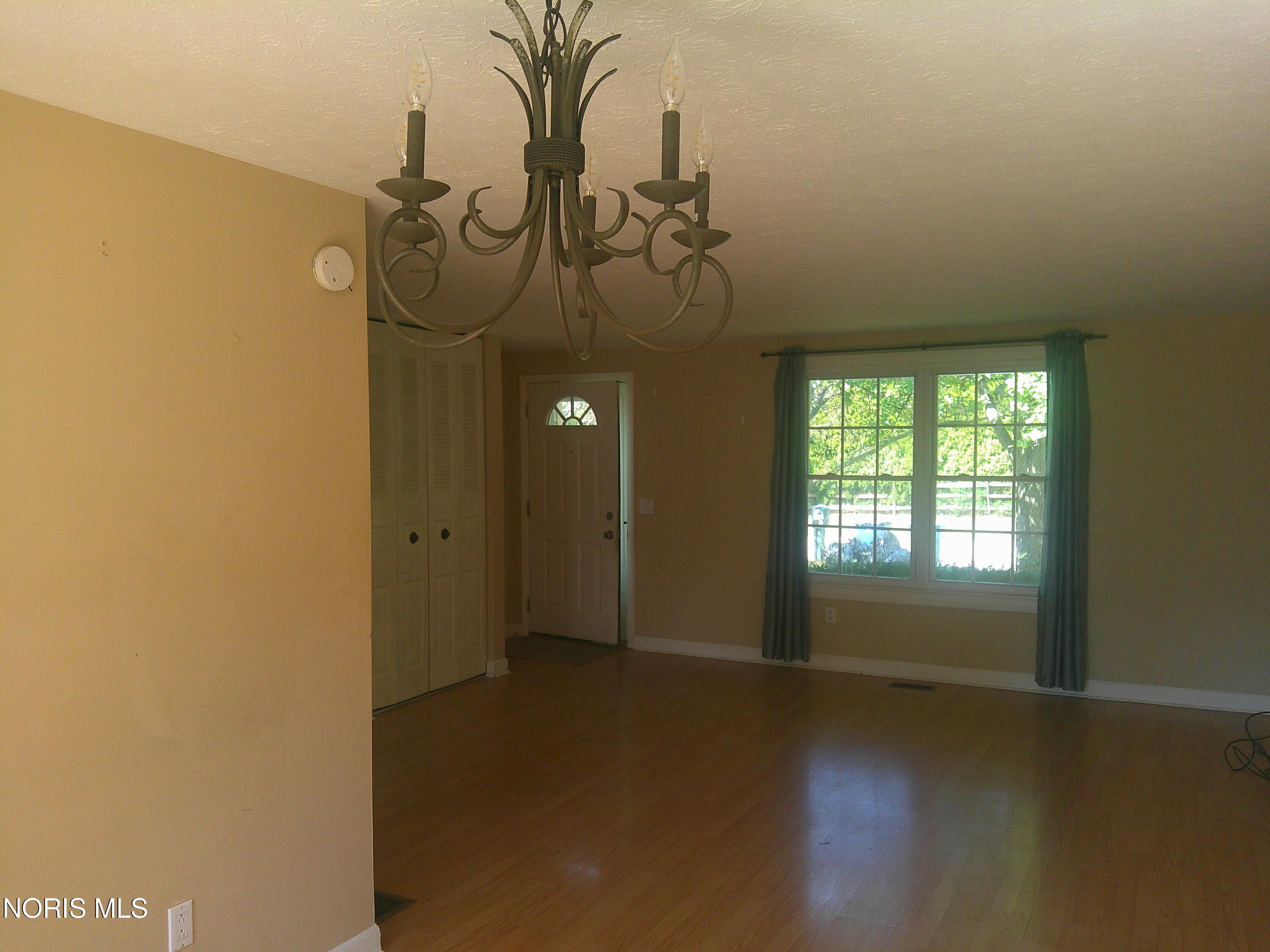 2806 Micham Road Toledo, OH 43615 - Photo 5 of 31 Gallery Image 5