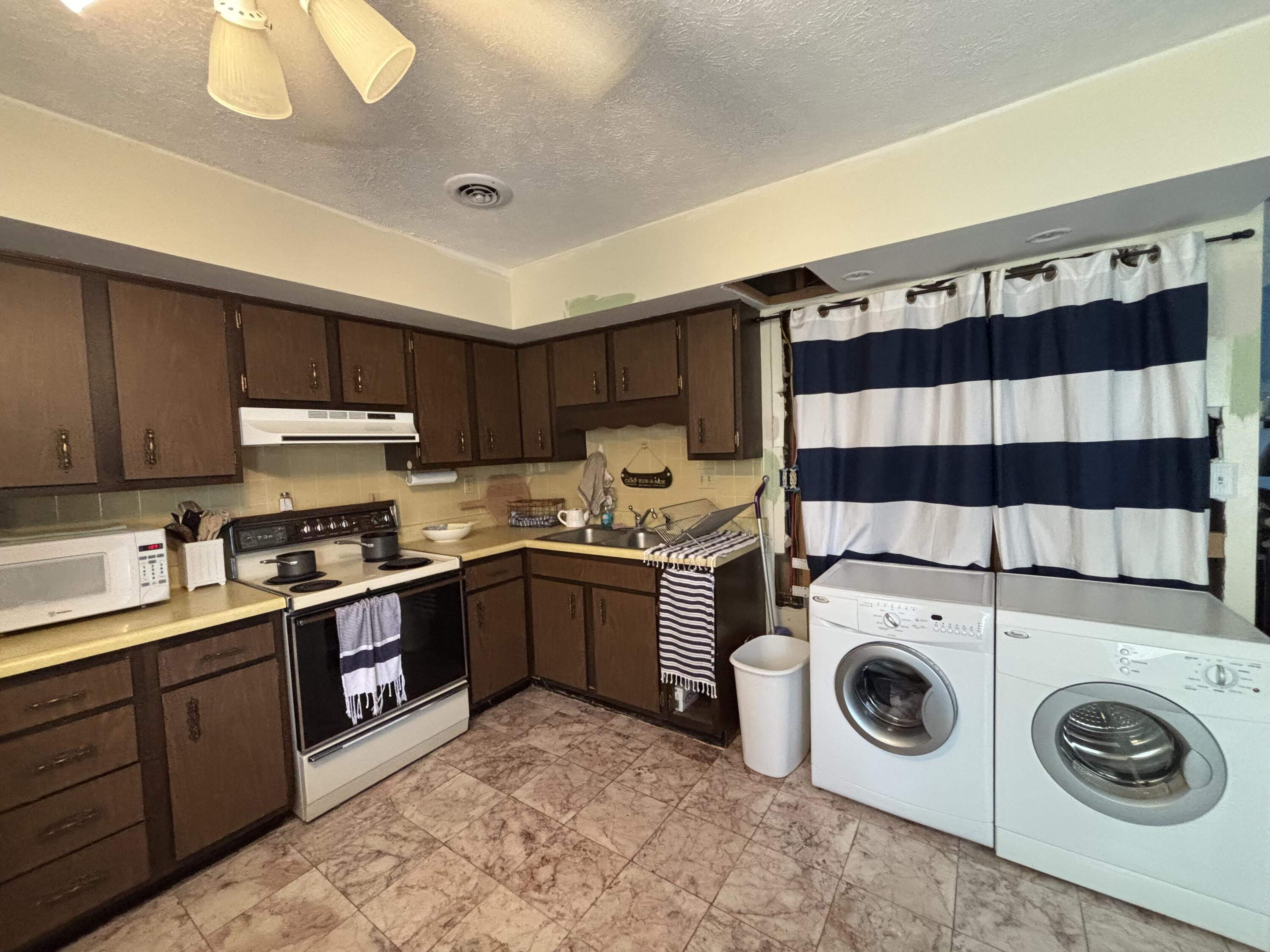 222 Warren Avenue, Unit 3 Russells Point, OH 43348 - Photo 12 of 19