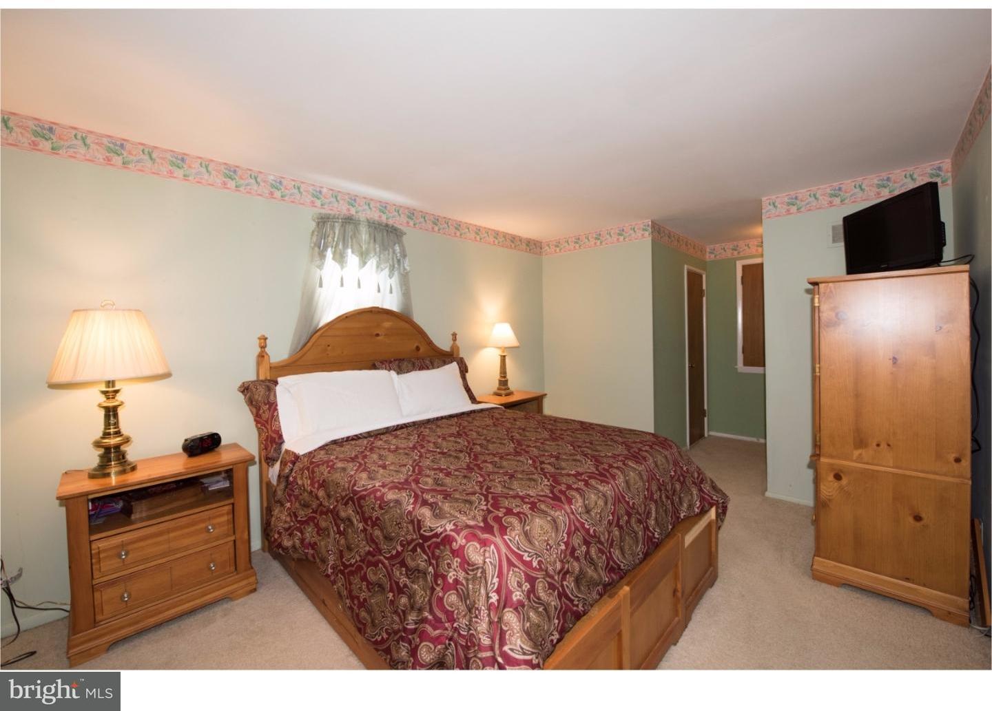 430 Rennard Street Philadelphia, PA 19116 - Photo 14 of 21 Gallery Image 14